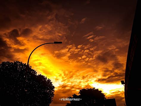 tiang lampu jalan [momen flip] - Samsung Members