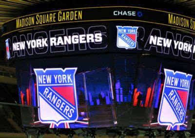 Lexus level suites typically come with 18 tickets included while signature level suites come with 17 tickets. Madison Square Garden - New York Rangers | Stadium Journey