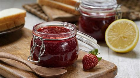 Why You Should Consider Making Homemade Jam