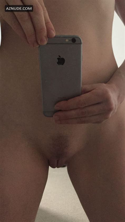 Rose McGowan Nude Shows Her Gorgeous Body Again In AZNude