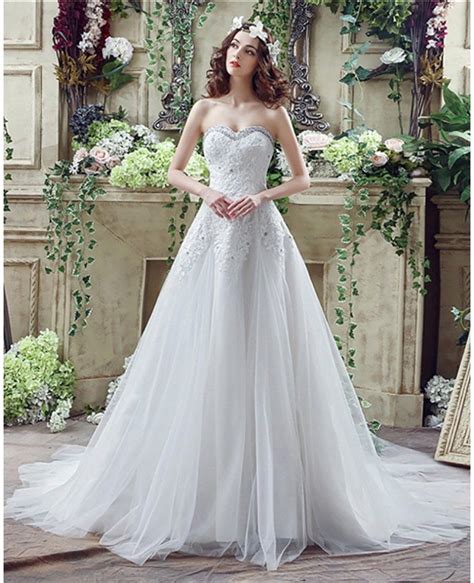 2018 Princess Tulle Lace Bridal Dress With Beaded Sweetheart Neckline H76025
