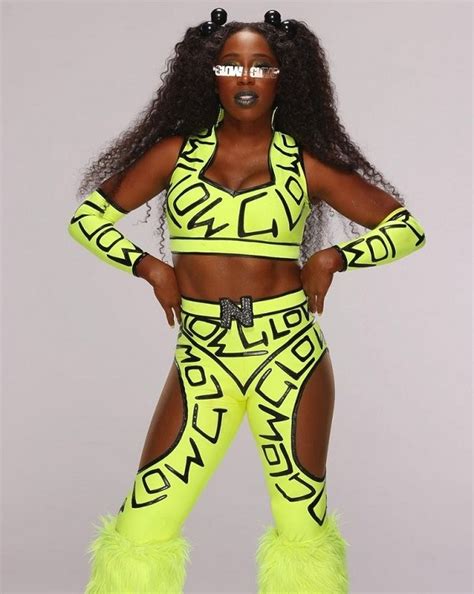 Naomi Posts First Tweet Since Walking Out Of Wwe