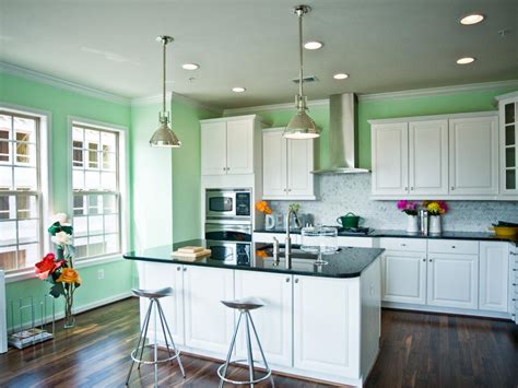 But after we got a closer look. Painting a Two-Tone Kitchen: Pictures & Ideas From HGTV | HGTV