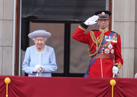 queen elizabeth ii to miss platinum jubilee service amid ‘discomfort pbs newshour