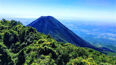 Views 😍😍 Active Volcano Natural Landmarks El Salvador