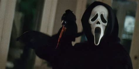 Scream 2 Guys And A Chainsaw