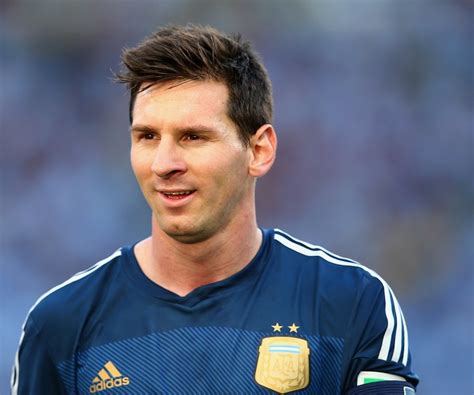 Lionel messi is 34 years old (24/06/1987). Lionel Messi Wiki, biodata, affairs, Girlfriends, Wife, Profile, Family, Movies - Go profile all ...