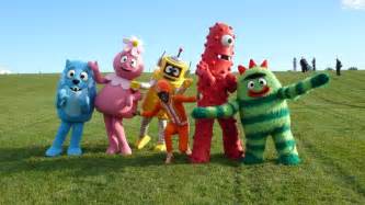 yo gabba gabba live coming to the fabulous fox theatre in st louis interview with dj lance