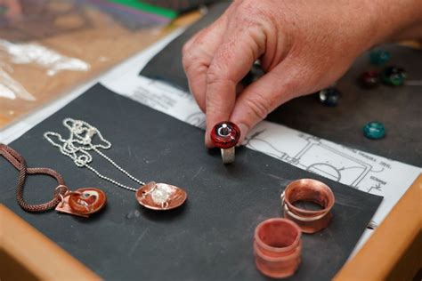 Learn The Art Of Jewellery Making Easy And Fun Techniques For Beginners