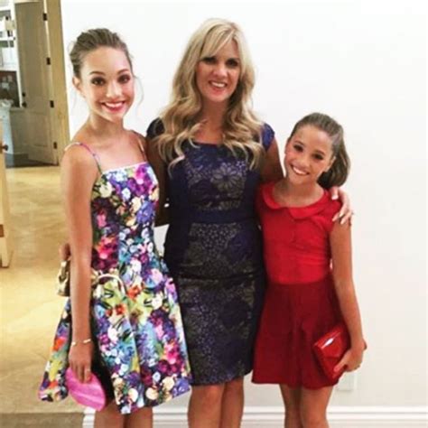 Instagram Photo By Maddie Ziegler • Jun 13 2016 At 1 47pm Utc Dance Moms Chloe Dance Moms