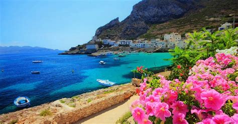 Lipara, liparae, aeoliae insulae, messana, sicilia, italia. Banco de Imágenes: Sicilia, Italia. - Paisajes con playas ...