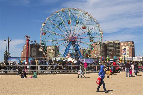 Luna Park De Coney Island Le Parc Dattractions De New York Cnewyork