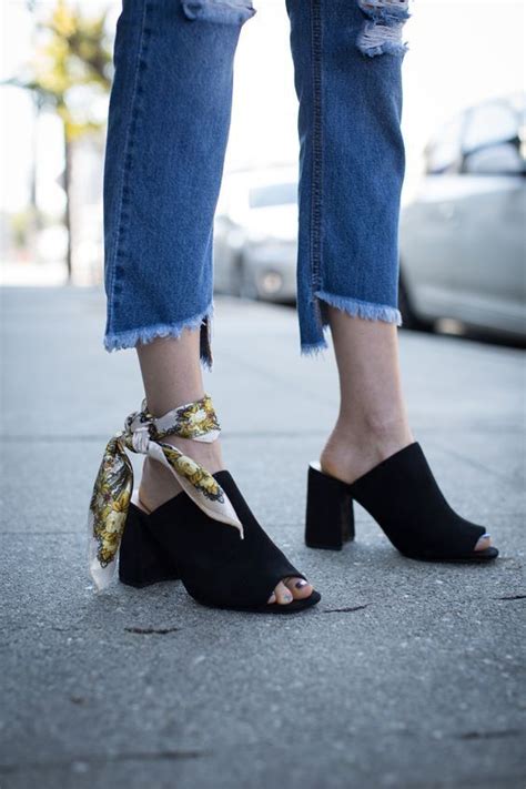 How To Wear Mules This Fall Of Leather And Lace A Fashion Blog By Tina Lee Mule Outfits