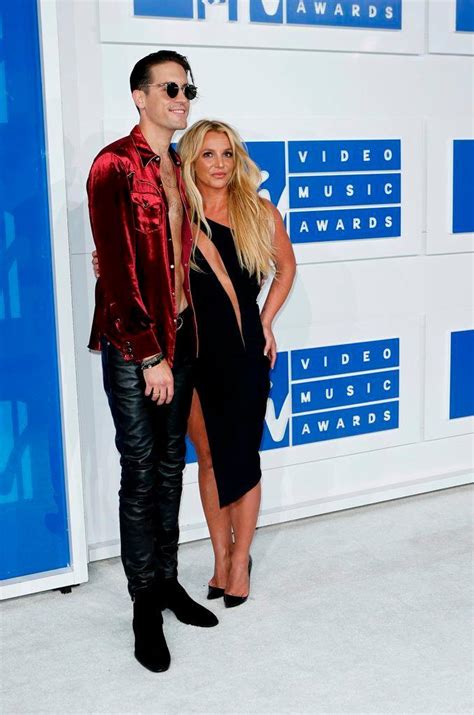 Mtv Vma 2016 Britney Spears Volta Ao Palco Dos Prémios Nove Anos Depois