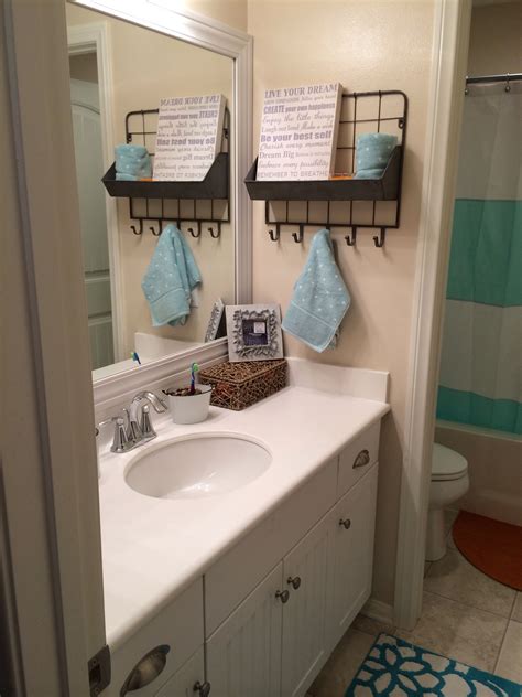 Let your kids help pick out the shower curtain. Pin by Beth Koehn on Kids' Bathroom | Neutral bathroom ...
