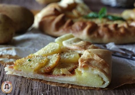 …e ti semplifica la vita. Ricetta facile e veloce della TORTA DI SFOGLIA CON PATATE ...