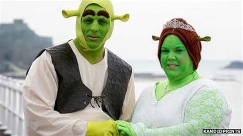 Jersey Couple Marry As Shrek And Fiona From Shrek Film Bbc News