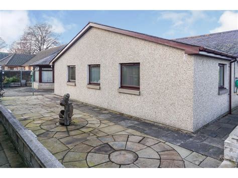 3 Bedroom Bungalow For Sale Redford Road Forfar Angus Dd8 1pz £