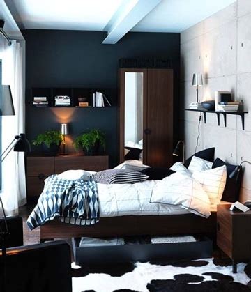 A short summary of this paper. Decídete por colores para cuartos de hombres con personalidad