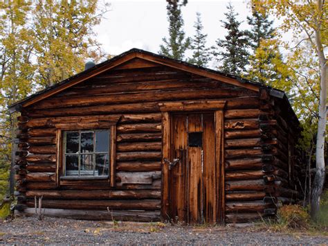 9 Perfect Log Cabin Homes That Were Built For Less Than 15000 Log