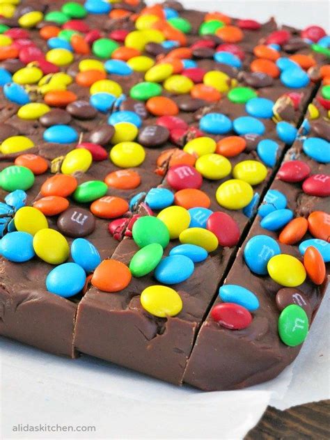 Easy Mandm Fudge Alidas Kitchen Recipe Fudge Easy Fudge Recipes