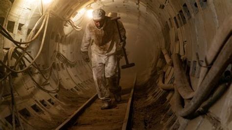 May 21, 2021 · in indien grasiert der «schwarze pilz», eine sehr gefährliche krankheit, an der mehr als 50 prozent der patienten sterben. HBO-Serie " Chernobyl" - so sehen zwei Bergarbeiter von damals die Serie heute | STERN.de