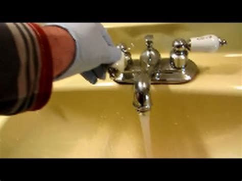 Definition & actual cause of water hammer noise. banging noise coming from water pipe/faucet replaced - YouTube