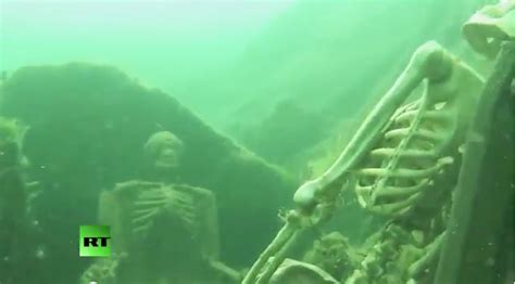 Snorkeler Finds Skeleton Tea Party In Colorado River