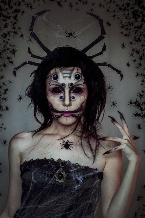 We're proudly canadian owned and operated, so if you're looking for great local service, you've come to the right costume store. DIY Spider Costume for Halloween » Scary DIY Ideas | maskerix.com