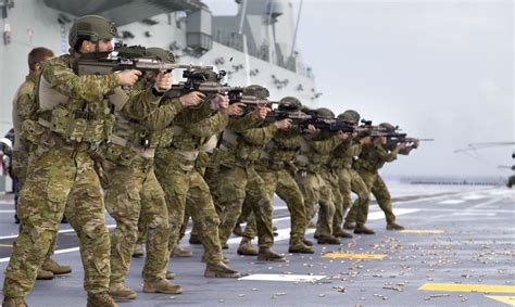 Soldiers From 2nd Battalion Royal Australian Regiment 2rar Conduct A