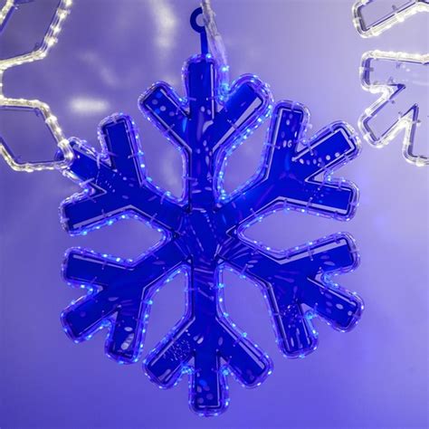 Led 18 Point Snowflake With Blue Acrylic Center Blue Lights