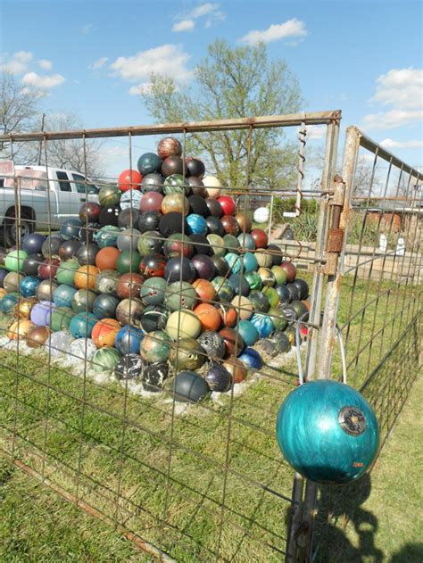 Chris Barbees Bowling Ball Yard Its Full Of Bowling Ball Art Pee