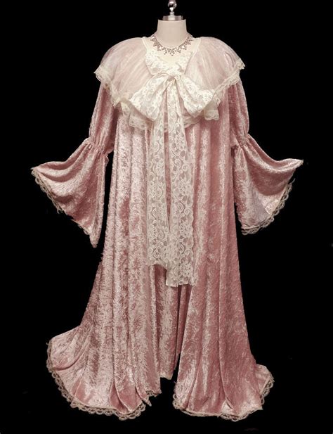 Exquisite Victorian Look Panne Velveteen Dressing Gown Robe Dripping