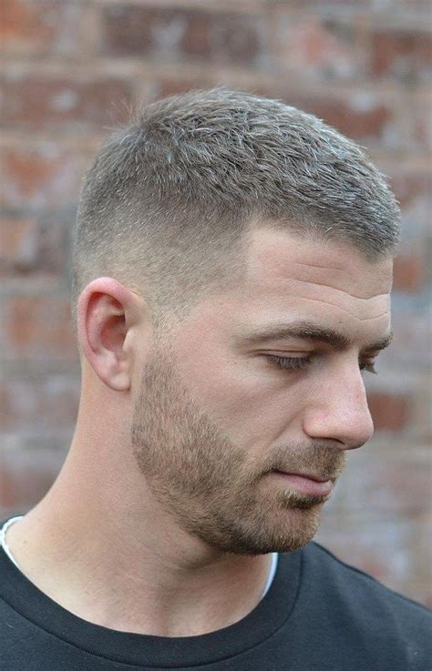 Men Must Definitely Try This Combination Side And Back Fade Hairstyle