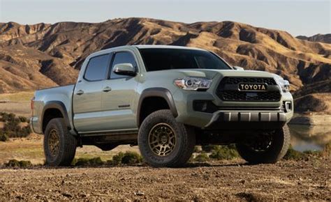 2022 Toyota Tacoma TRD Pro Is Taller with a Bright New Color