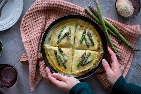 Crespelle Salate Gratinate Al Forno Asparagi E Salmone Affumicato