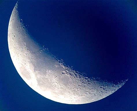 How To Photography The Moon Through My Telescope Bintel