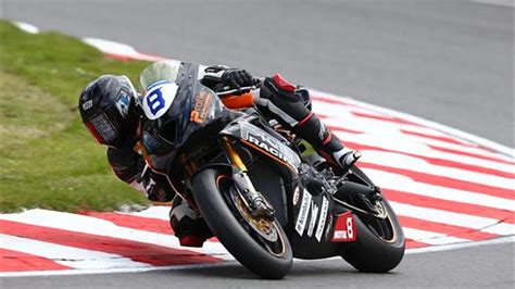brands bsb stapleford betters lap record in first practice eurosport