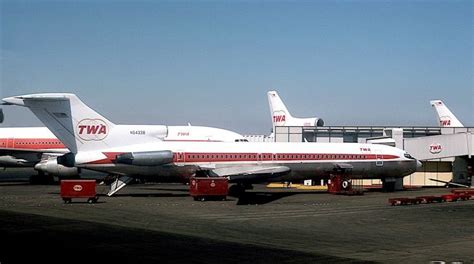 Twa 727 200 Twa Boeing 707 Passenger Jet