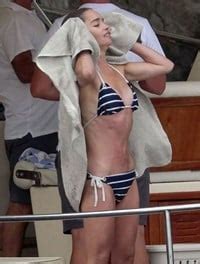 Emilia Clarke Sick In Candid Bikini Pics The Best Porn Website