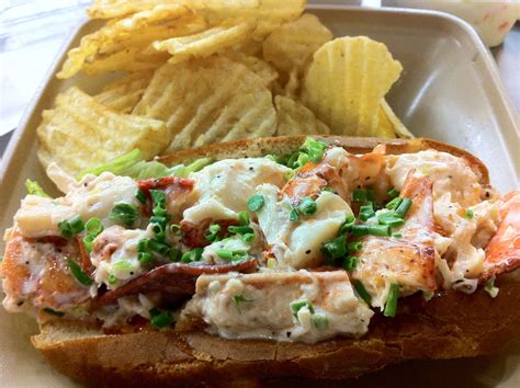 Lobster Sandwich At Lobster Place Chelsea Market Ny Ny Food Food