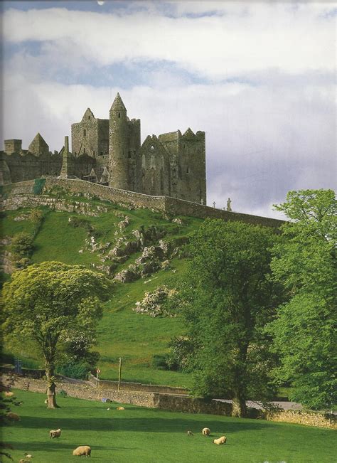 The Rock Of Cashel Built By Brian Boru The Last High King Of Ireland