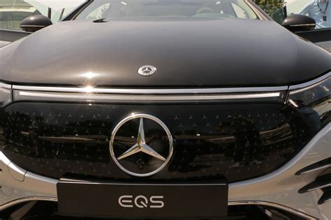 Mercedes Benz Luxuslimousine Eqs Kostet Ab Euro Golem De