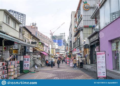 Hongdae Street View In Seoul Editorial Image Image Of Stroll Alley