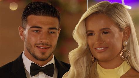 Tommy Fury And Molly Mae Hagues Relationship Timeline Their Love Island Journey Heart