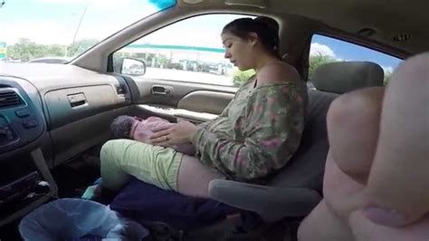 Whoa Watch This Mom Give Birth In A Car All 4 Women