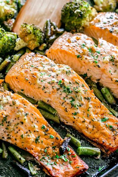 This baked salmon recipe is simple as heck to prepare, and you can enjoy the salmon as is, with i find that oven baked salmon cooks best at higher temperatures for less time. Recipe For Salmon Fillets Oven : Oven Baked Salmon Fillets Recipe - Happy Foods Tube - This ...
