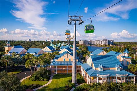Skyliner Gondola Review Disney Worlds Most Magical Flight On Earth