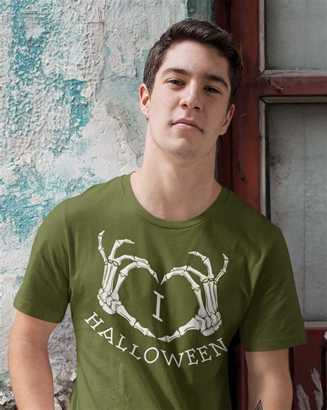 men s love halloween t shirt skeleton hands shirt i love halloween t shirts heart hands