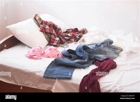 Messy Bed Hi Res Stock Photography And Images Alamy